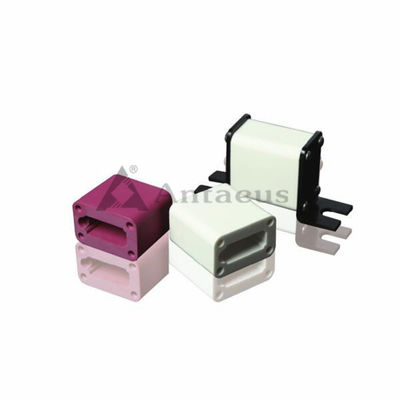 Obudowa ceramiczna IATF16949, komponenty ceramiczne z tlenku glinu o gęstości 3,9 g/cm3 i zgodności z ROHS, twardość ≥85